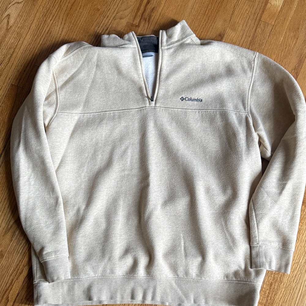 Columbia Men's  1/4 Zip-Up Light Weight Sweatshirt in Cream